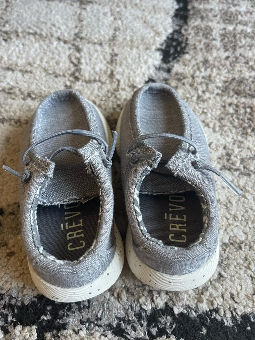 Crevo Gray Canvas Slip-On Sneakers with Elastic lace size 5